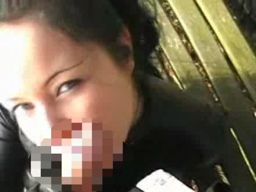 Amateurvideo 19 j. Knabenschwanz geblasen 300coins von RasseBitch