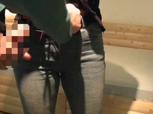 Amateurvideo Diese engen geilen Jeans von SexKatze