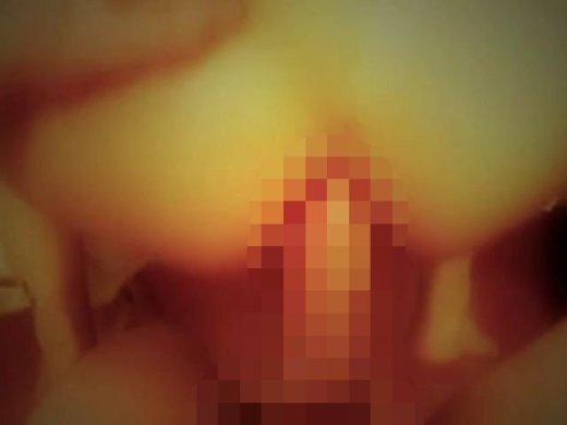 Amateurvideo anal mit satten 26 cm schwanz von jungfotze