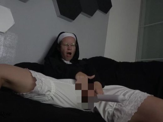 Amateurvideo RS: Nonne treibt es bunt von AnnikaRose