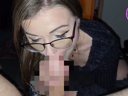 Amateurvideo Sloppy Blowjob!! Gib mir dein Sperma!!! von TinyEmily
