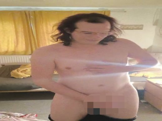 Amateurvideo Weihnachtsfrau Strippt Für Dich. from transfraujanine